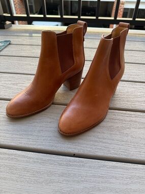 Madewell Tan Leather Chelsea Ankle Boots